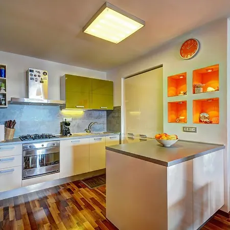 Mr. Fit Apartman Póla